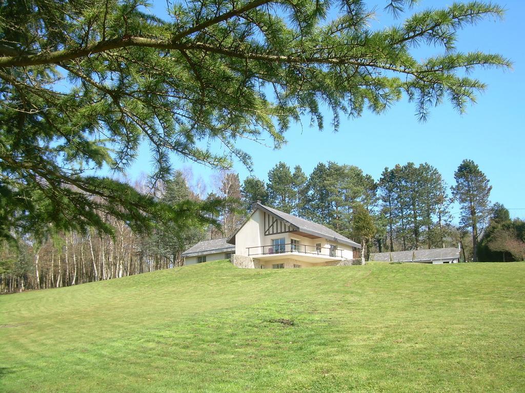 Gadeyne Nathalie Le Chalet De Malvoue Bed & Breakfast Vimoutiers Room photo