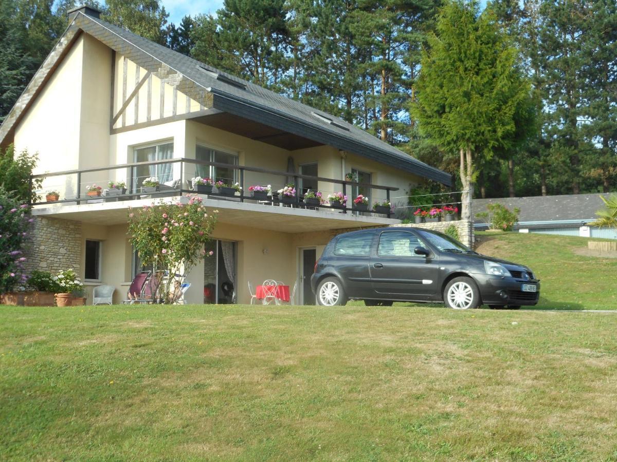 Gadeyne Nathalie Le Chalet De Malvoue Bed & Breakfast Vimoutiers Exterior photo